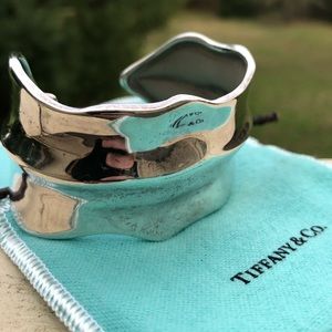 Tiffany & Co SS Wide Leaf Cuff Bracelet